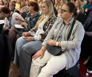 Świat Niebieskich Motyli w Starachowicach. Jak IV Ogólnopolska Konferencja zmienia rzeczywistość osób w spektrum autyzmu