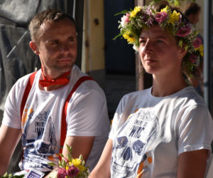 Pobrali się na mecie biegu