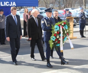 Śmierć policjanta w strzelaninie w Parolach. Minęło 20 lat od tej tragedii