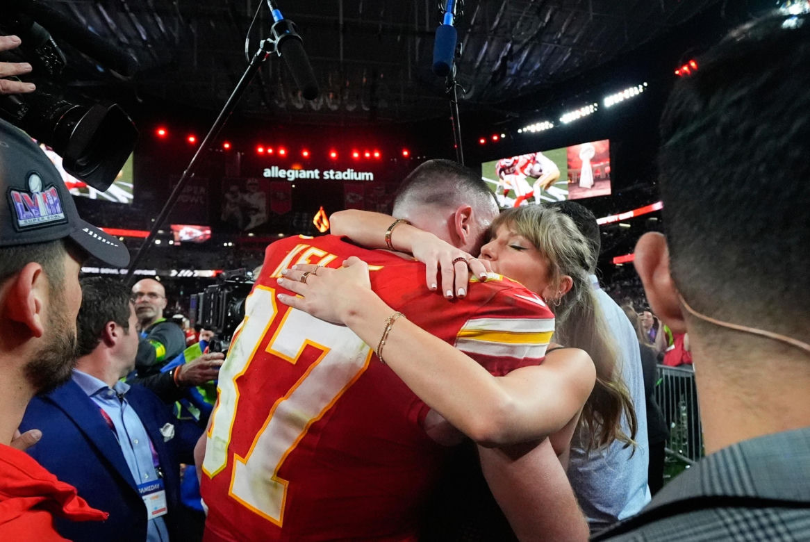 Tak Taylor Swift i Travis Kelce są po ślubie. Ceremonii przewodził znany aktor!