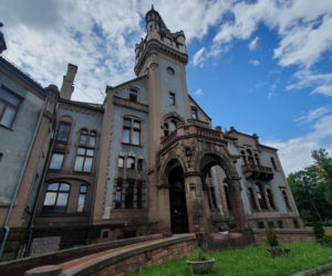 Porwał i zgwałcił dziewczynkę posiedzi 13 lat