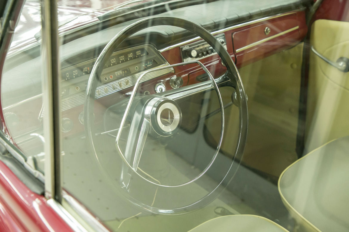 Otwarcie muzeum motoryzacji w fabryce FSO w Warszawie