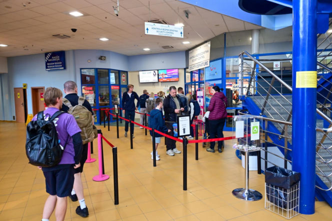 Stara hala odlotów na lotnisku w Goleniowie