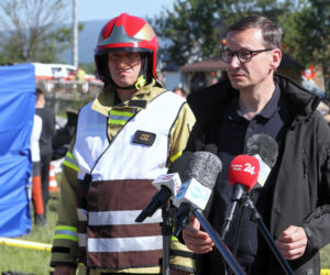Morawiecki na miejscu pożaru w Nowej Bialej