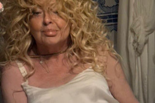 Była noc... Magda Gessler nie mogła się powstrzymać, potem poszła po rozum do głowy i usunęła kompromitującą fotkę