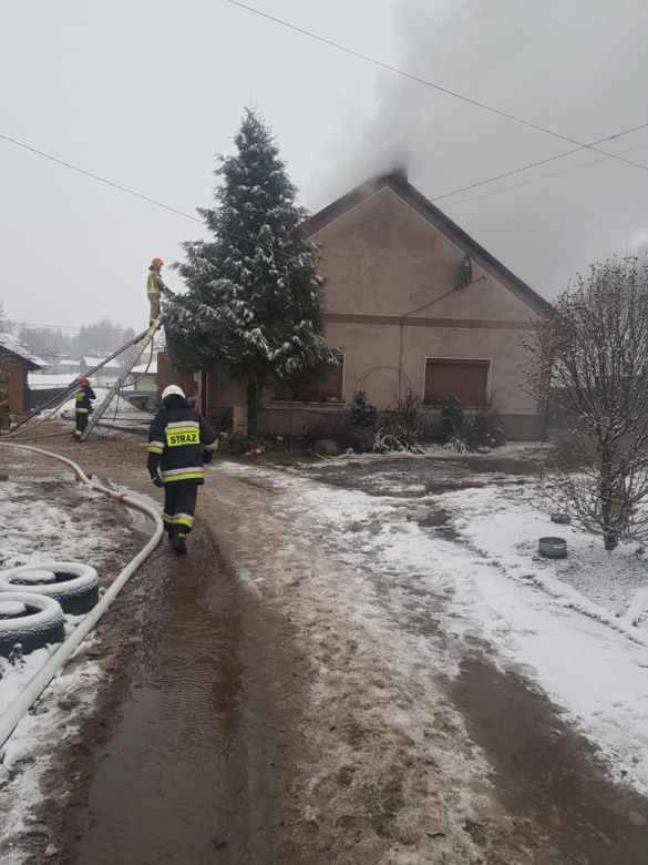 Groźny pożar w Łękawicy koło Skrzyszowa