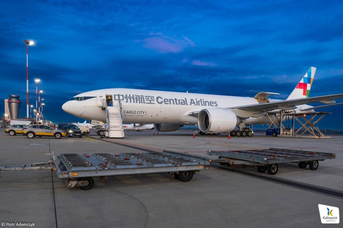 nowe połączenie czarterowe all-cargo pomiędzy chińskim miastem Chengdu a Katowice Airport