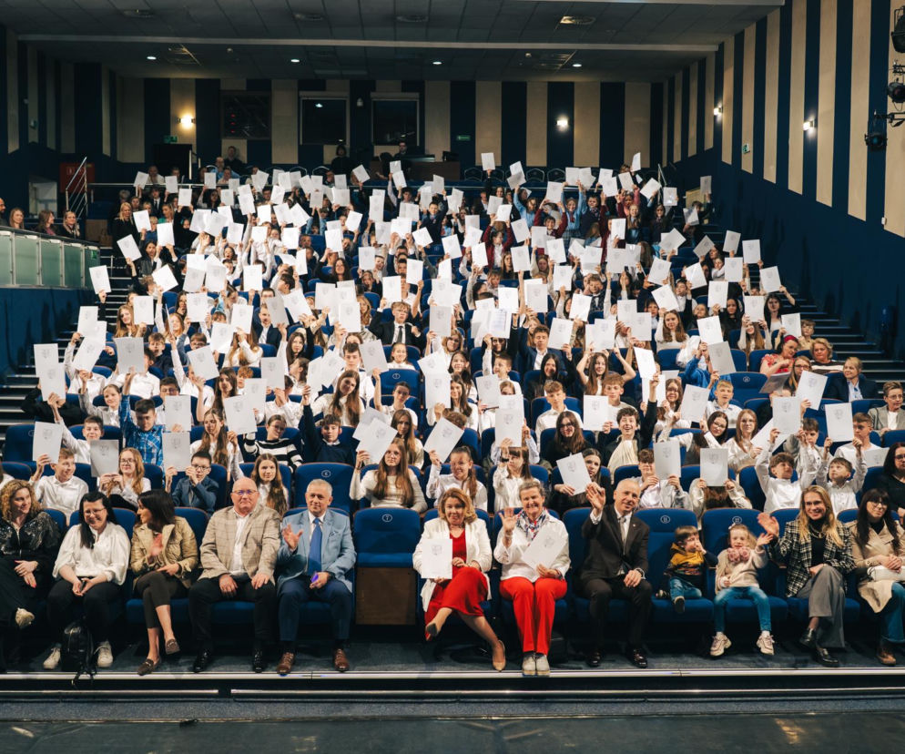 Najzdolniejsi uczniowie odebrali stypendia Prezydenta Miasta Siedlce
