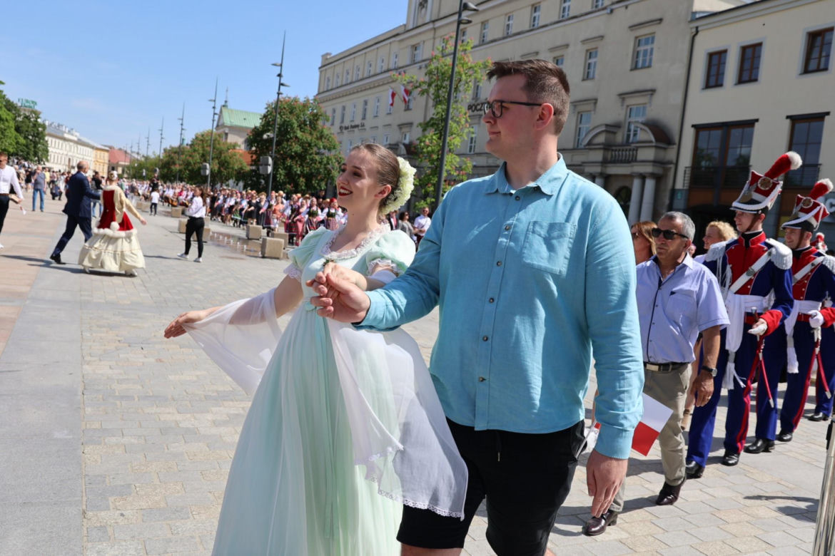 420 par zatańczyło tradycyjnego „Poloneza dla Lublina”! 