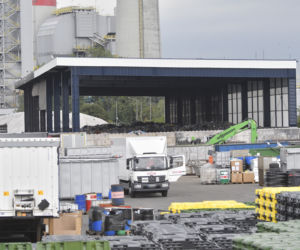 Śmierdząca sortownia śmieci nie daje nam żyć