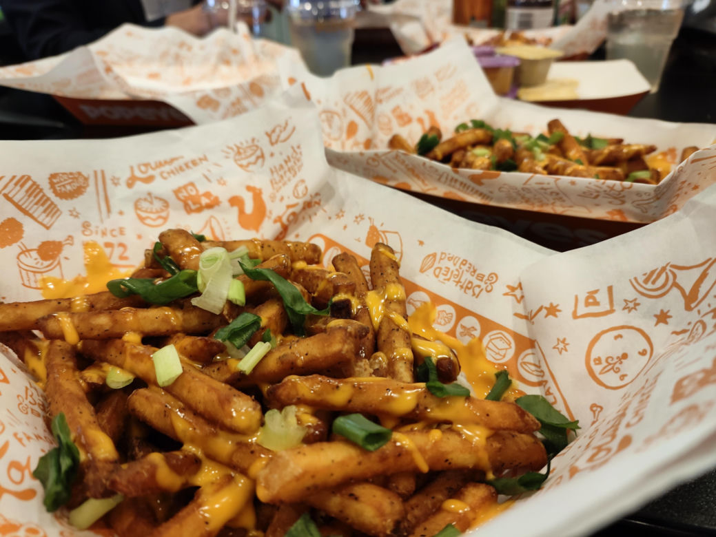 Otwarcie Popeyes w Galerii Katowickiej. Tak restauracja wygląda od środka