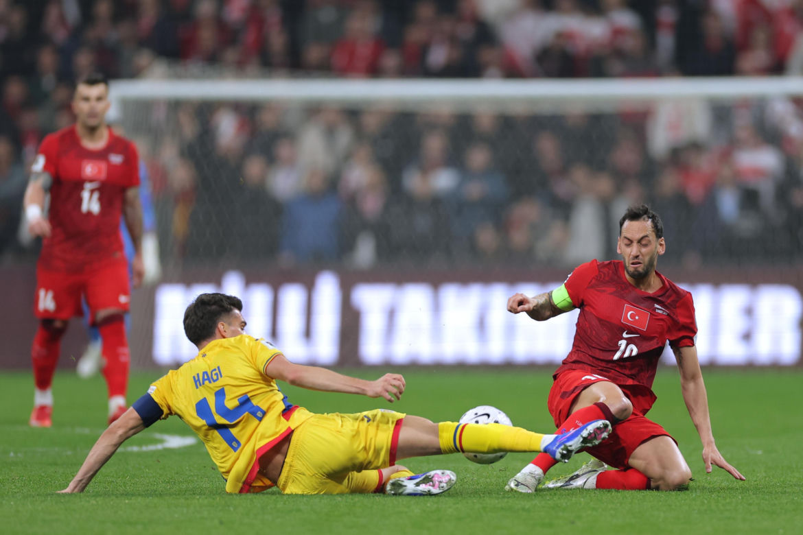 Hakan Calhanoglu (Turcja)