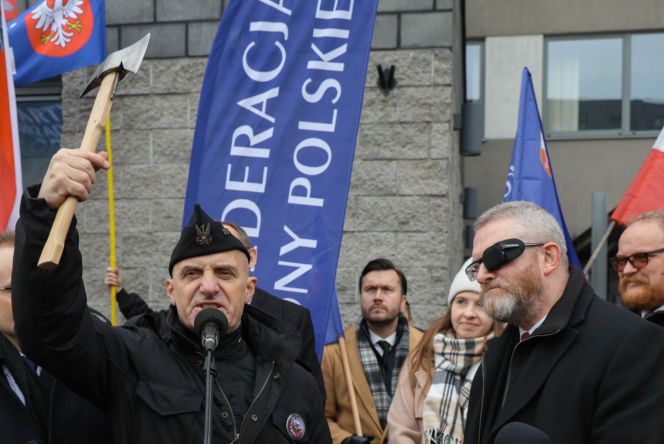 Grzegorz Braun po rozprawie