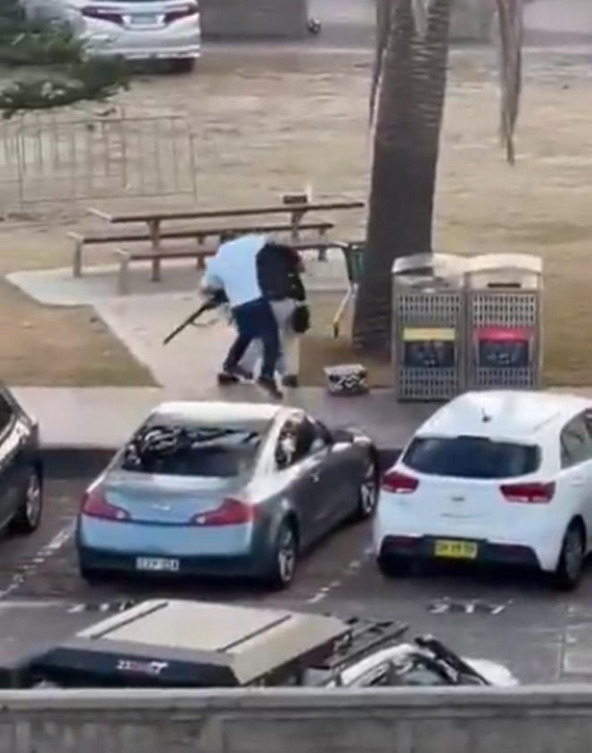 Masowa strzelanina na plaży. Bohater gołymi rękami obezwładnił sprawcę masakry