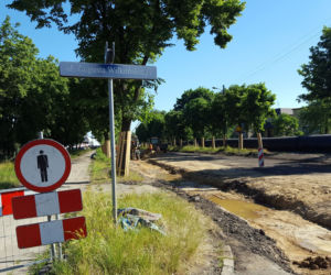 Do końca października powinien zakończyć się remont ul. Fabrycznej w Lesznie 
