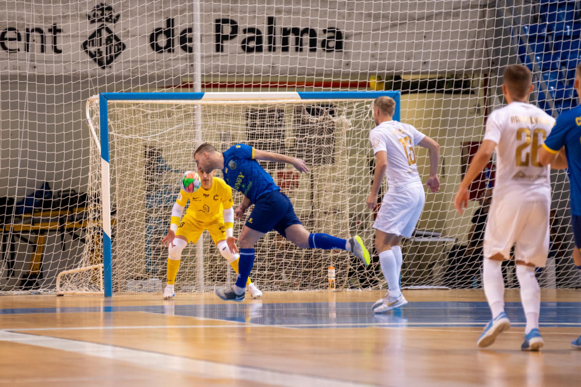 Constract Lubawa - FC Hit Kyiv 6:5 w fulsalowej Lidze Mistrzów na Majorce