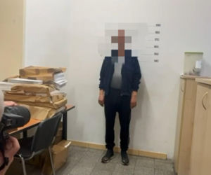 Skatował 20-latka na oczach kamer. Policja pokazała, co stało się w centrum Warszawy