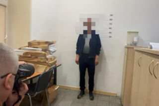 Skatował 20-latka na oczach kamer. Policja pokazała, co stało się w centrum Warszawy