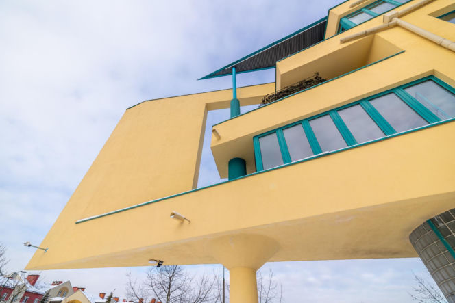 Budynki mieszkalno-usługowe przy ul. Bażantarni, Warszawa