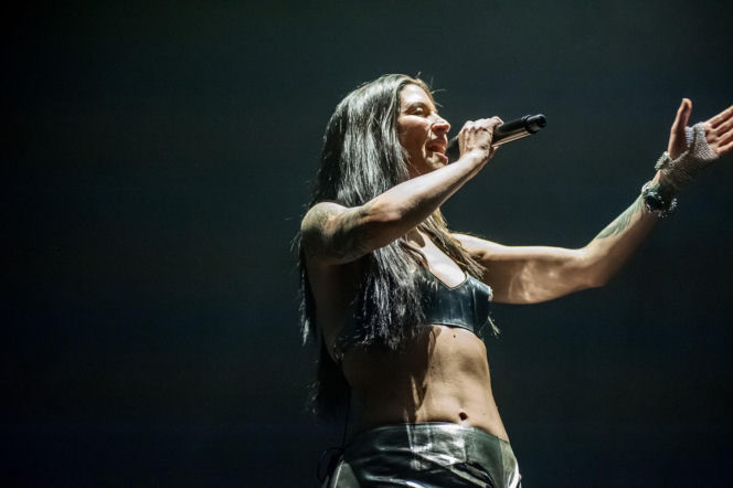 Misternie zaplanowane wizualne widowisko – Epica, Amaranthe i Charlotte Wessels zagrali w Warszawie [RELACJA]