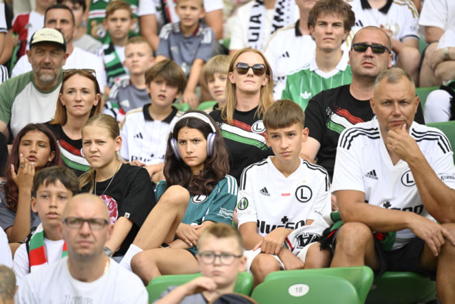 Legia Warszawa - Zagłębie Lubin: Zdjęcia kibiców
