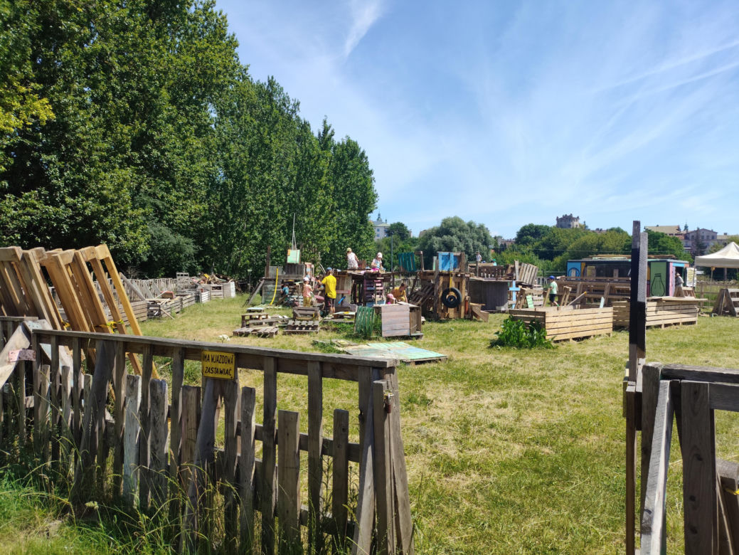 Rezerwat Dzikich Dzieci rozpoczyna wakacyjny sezon. W weekend otwarcie