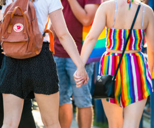 Marsz Równości w Krakowie - tłumy na wydarzeniu pod hasłem Zaczerpnąć tchu.