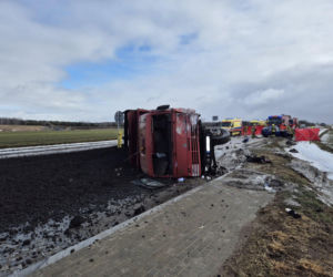 Śmiertelny wypadek na trasie Łomża - Mątwica. Zginął kierowca osobówki