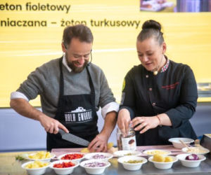 Wielkie gotowanie dla Ukrainy. Wiceprezydent Warszawy ugotował żurek