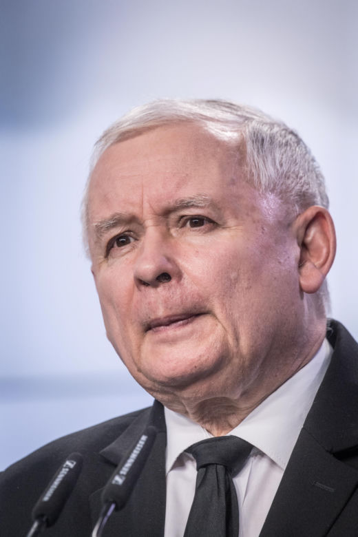Girzyński wepchnął się przed emerytów