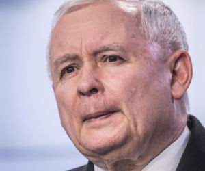 Girzyński wepchnął się przed emerytów