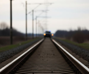 Zderzenie pociągu Intercity w Wadowicach. Czy kierowca osobówki zignorował sygnały?