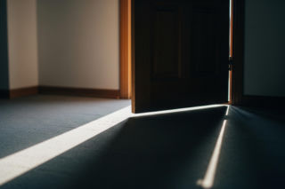 Kalisz: Akt oskarżenia w sprawie zabójstwa w Kościelnej Wsi. Co zdarzyło się za zamkniętymi drzwiami?