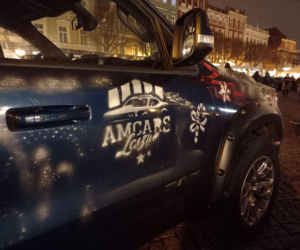 Świąteczny Zlot Amerykańskich Samochodów na Rynku w Lesznie