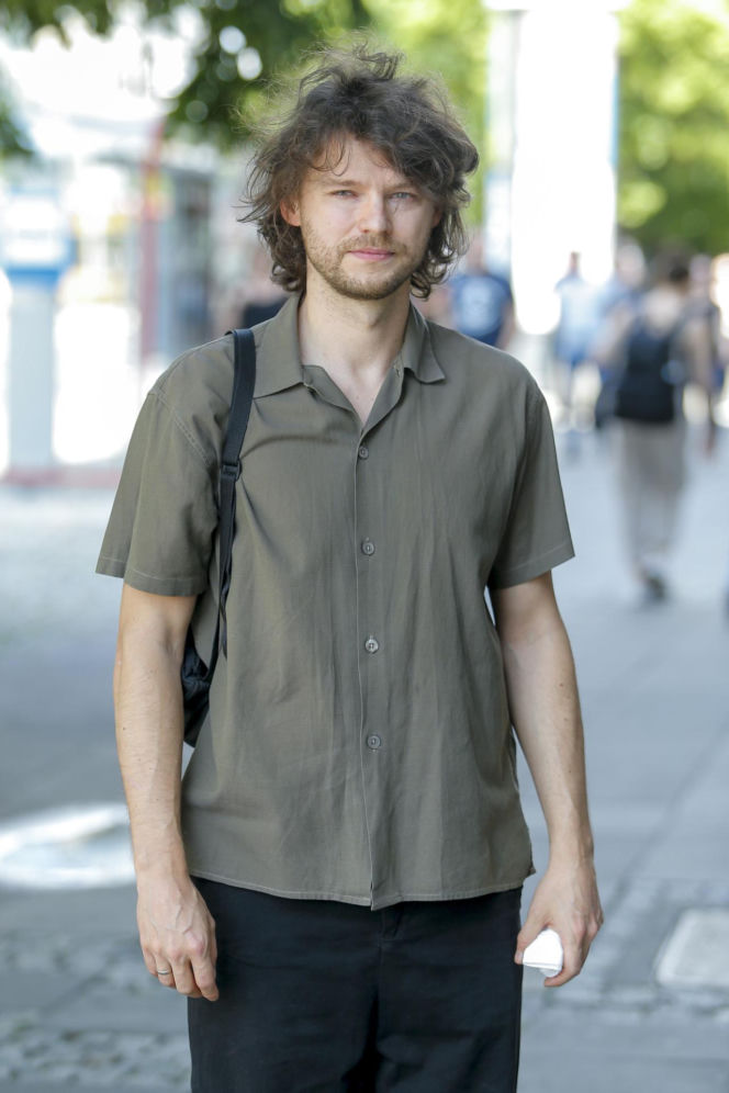 Zaczynał jako zbuntowany nastolatek w hicie kinowym. Tak dziś wygląda Mateusz Kościukiewicz