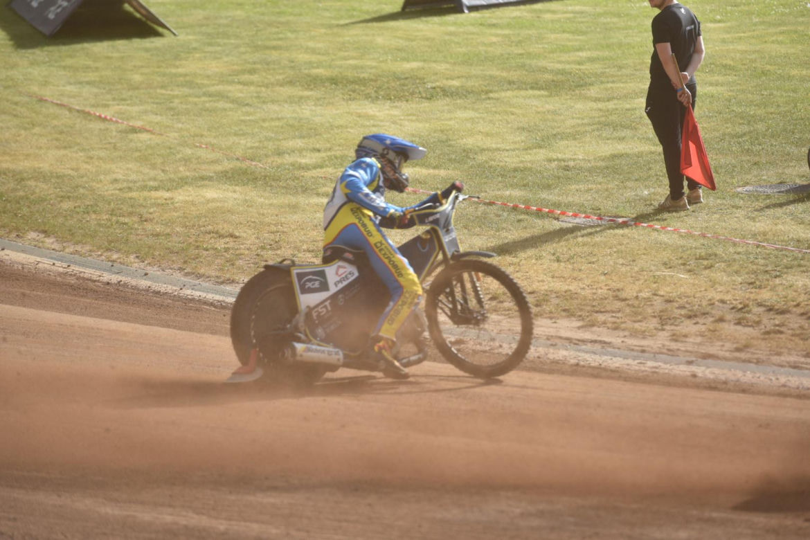 PRES Grupa Deweloperska Toruń - Gezet Stal Gorzów: Zdjęcia kibiców z meczu 7. kolejki PGE Ekstraligi na Motoarenie