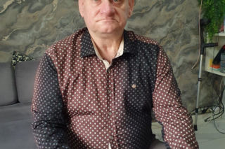 Runęli z balkonem, winnych nie ma