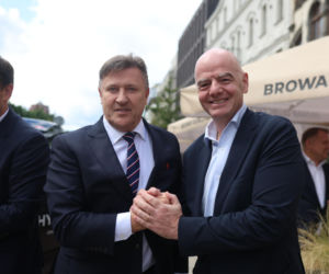Cezary Kulesza wita Gianniego Infantino