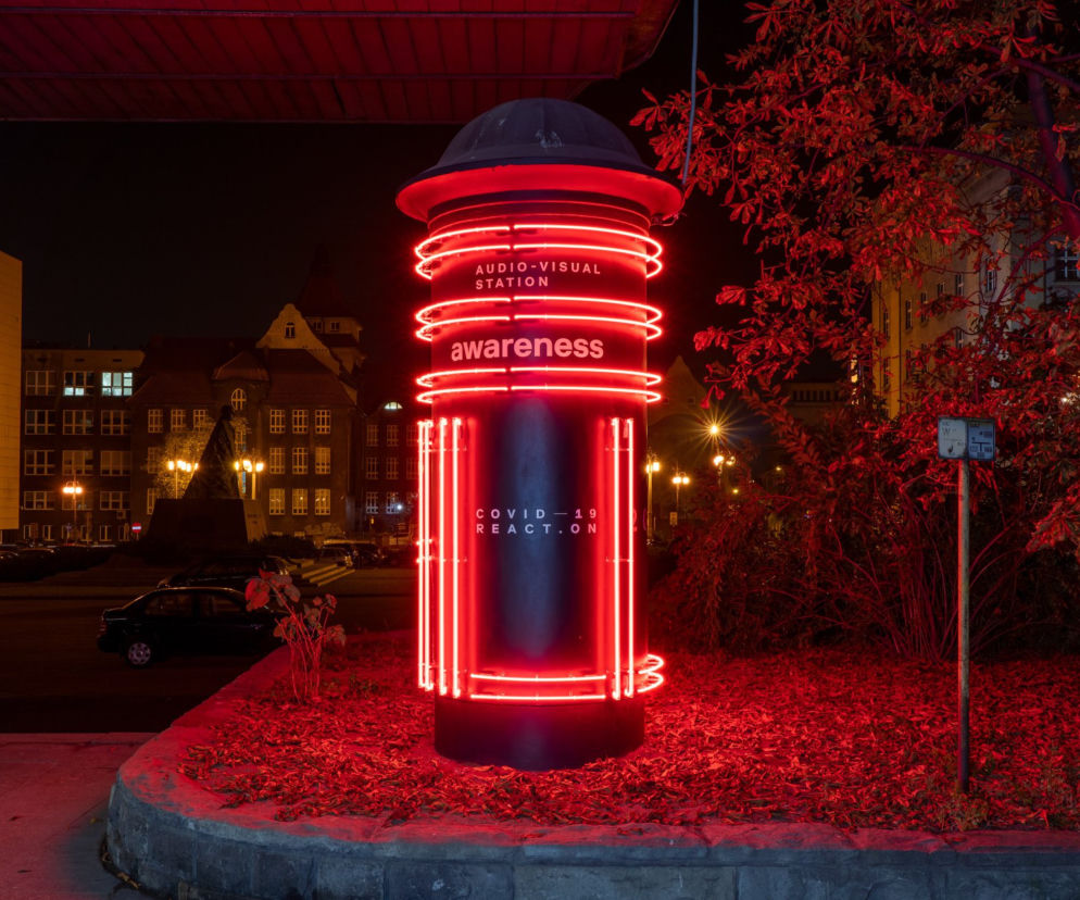Neon od hałąsu