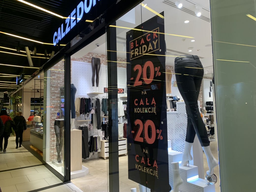 Galeria Katowicka. Black Friday w sklepie Calzedonia