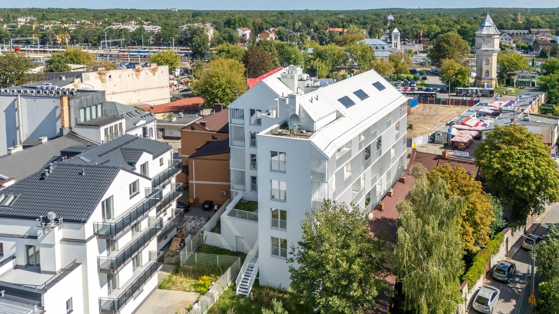 Dom Uniwersalny w Otwocku od MFR-MGR Architekci