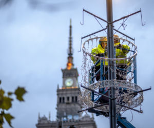 Montaż iluminacji świątecznej