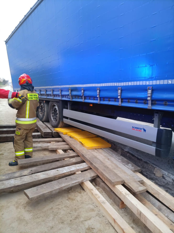 Trudna akcja strażaków z woj. lubelskiego