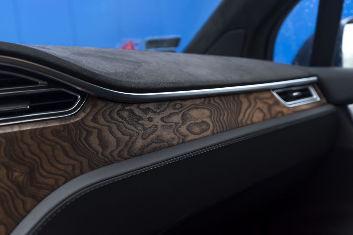 Tesla Model X 100D