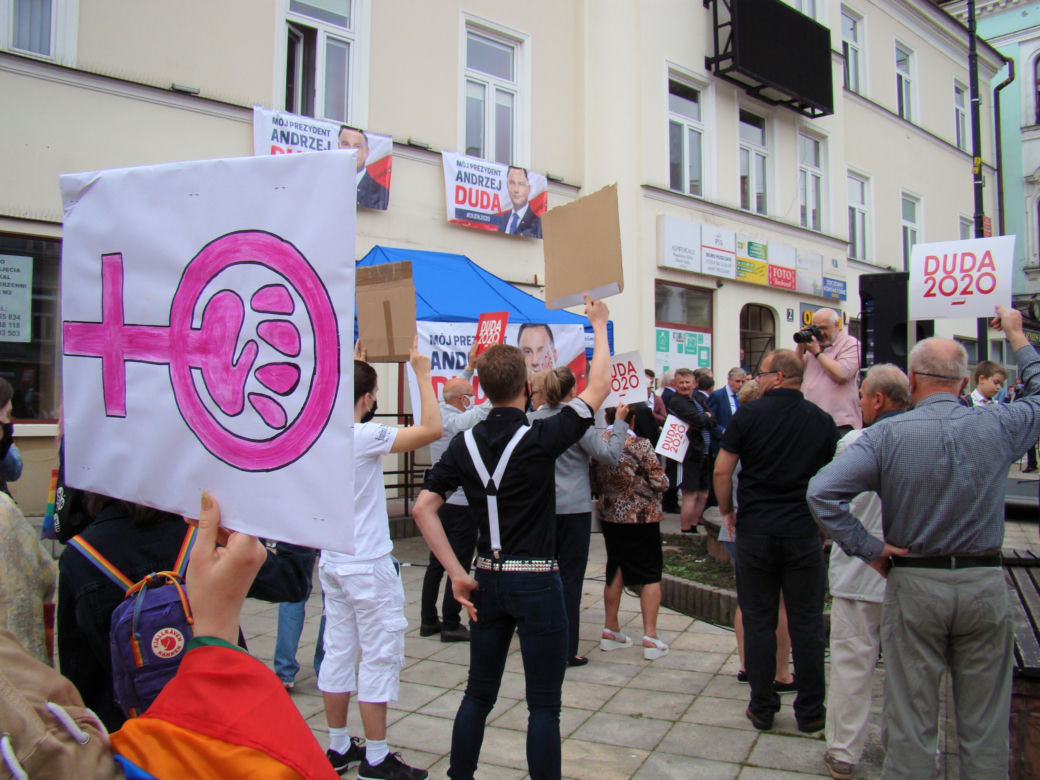 LGBT to nie ideologia - protest podczas wizyty Beaty Szydło