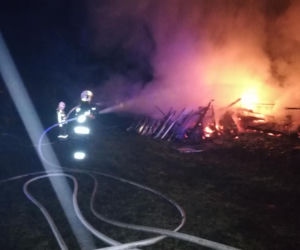 DRAMAT w Zalasowej. Gospodarz stracił w pożarze materiały na remont domu