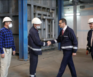 Premier Mateusz Morawiecki z wizytą w legnickiej Hucie Miedzi