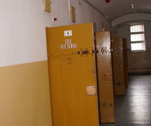 Mały Zgon kręcony na Warmii i Mazurach. Zobacz, jak wygląda dawny Areszt Śledczy w Bartoszycach