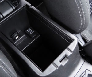 Mitsubishi Outlander 2.2 DID 6AT 4WD Intense Plus