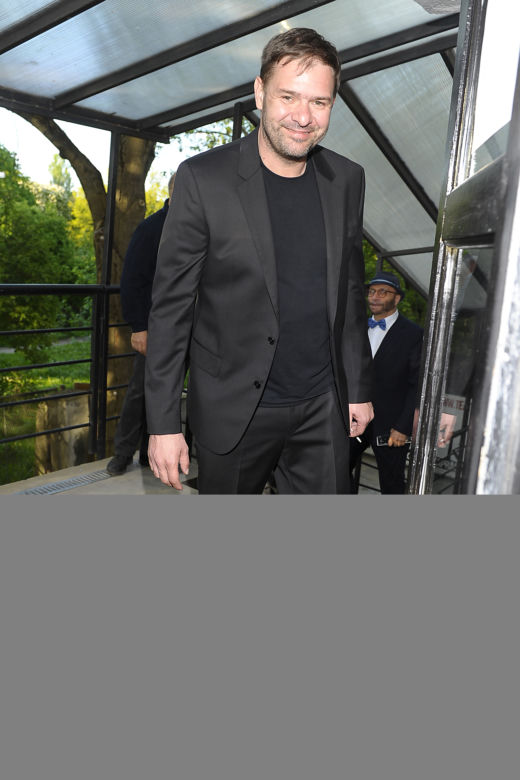 TOMASZ KAROLAK